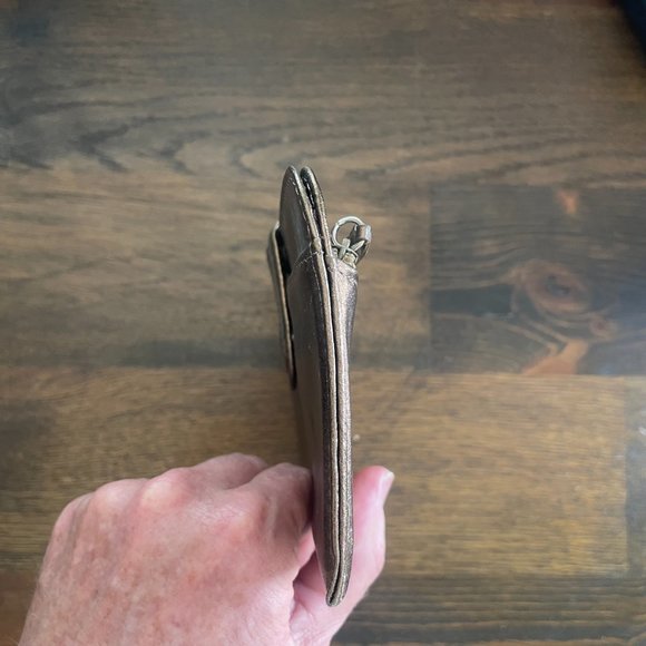 Rolfs Bronze Flat Wallet - Picture 7 of 10